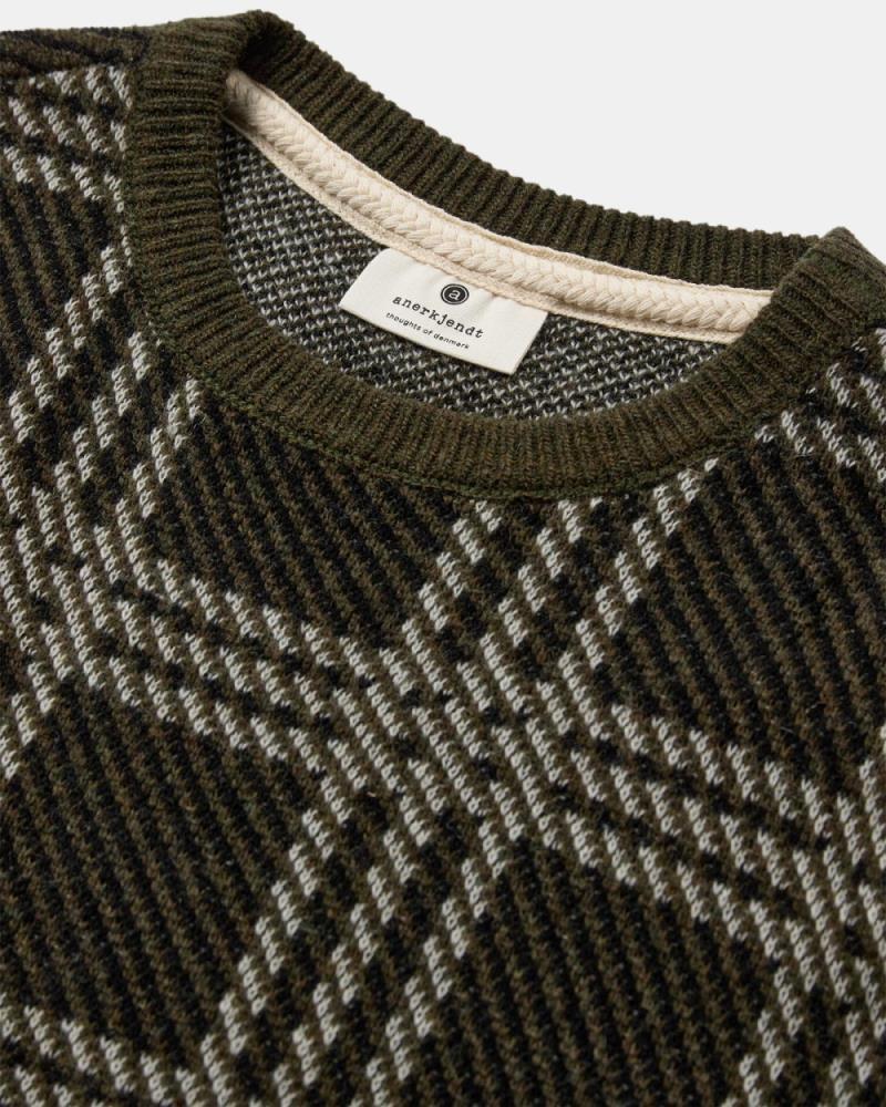 AkSune Lambswool Check Knit