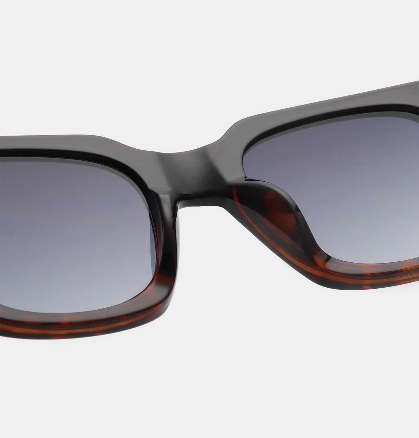 NANCY Black Demi Tortoise