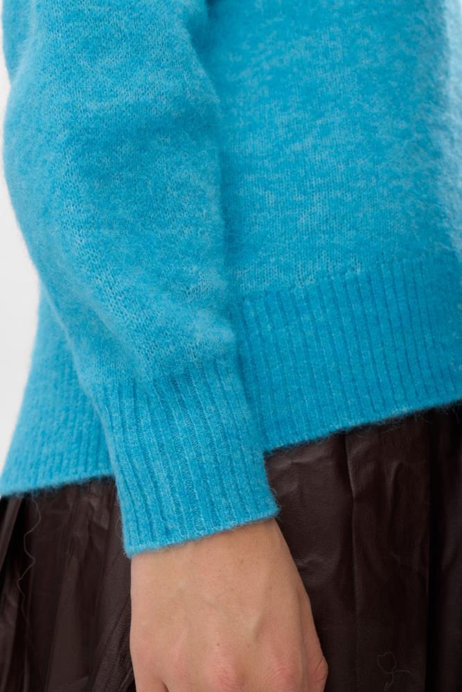 NuRiette V-Neck Pullover