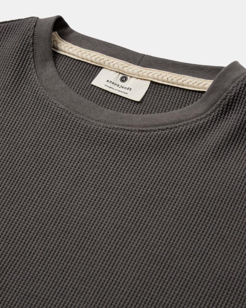 AkKikki L/S Waffle Tee