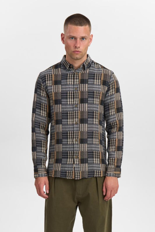 AkLeif Patcwork Shirt