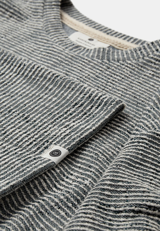 AkSander Sweat