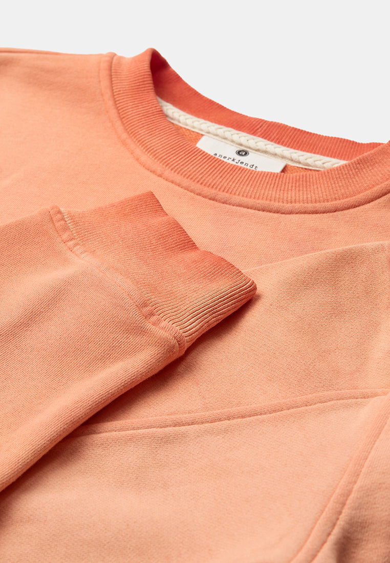 AkToni Washed Sweat