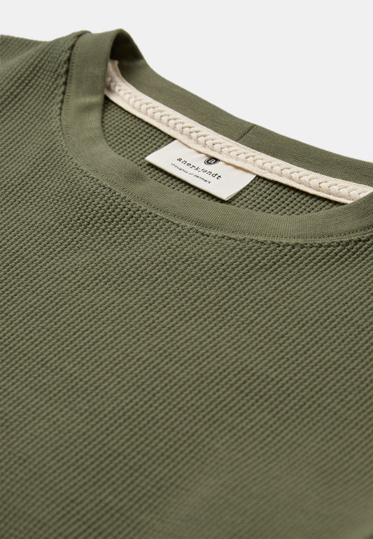 AkKikki S/S Waffle Tee