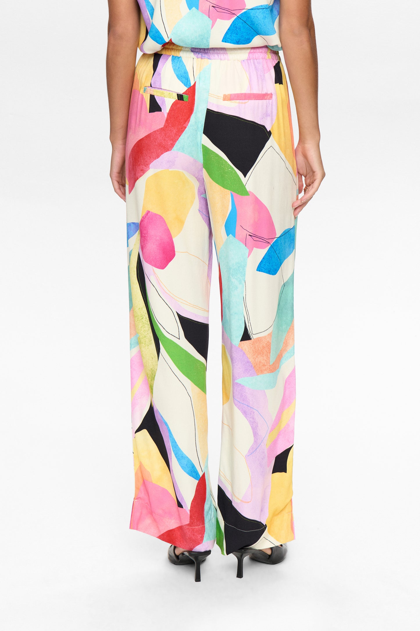 NuAdeline Pants